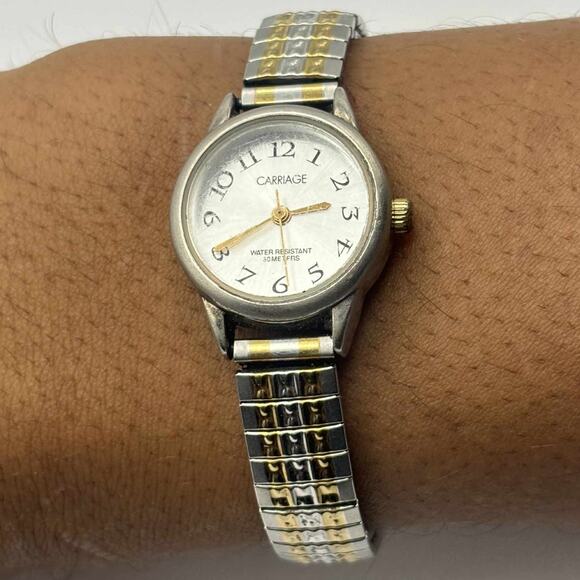 Vintage Silver Timex Watch - Picture 1 of 4